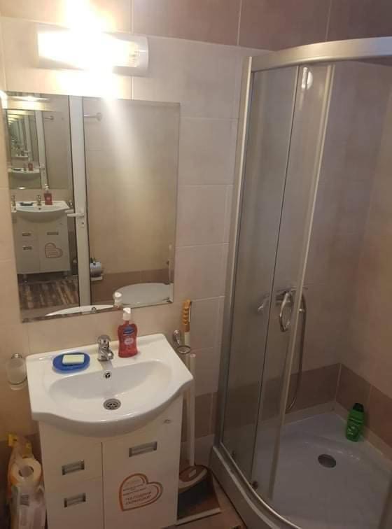 Aniko Apartman Appartamento Sveti Vlas Esterno foto